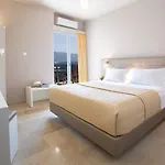 Adriatica Aparthotel Nikiana