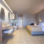 Adriatica Aparthotel 2*