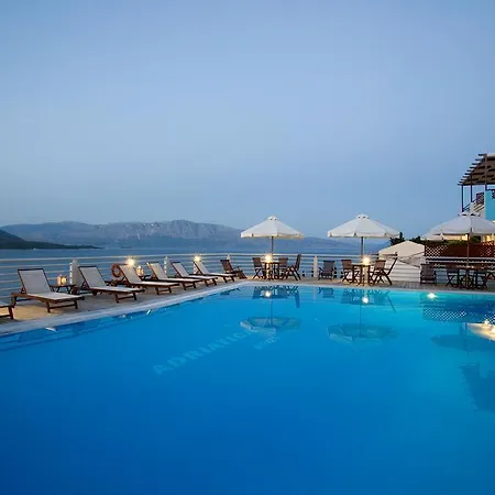 アパートホテル Adriatica ニキアナ