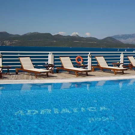 アパートホテル Adriatica 2*