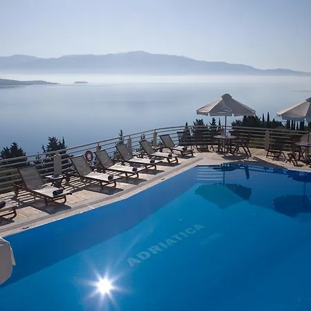 Adriatica شقة فندقية 2*