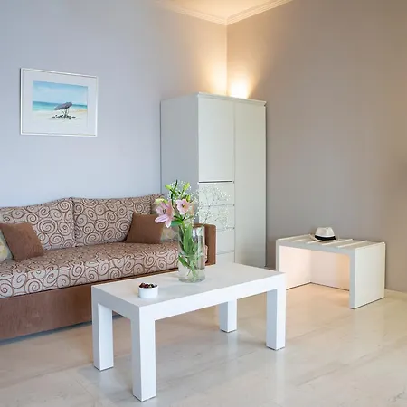 Adriatica Hotel apartamentowy Nikiana