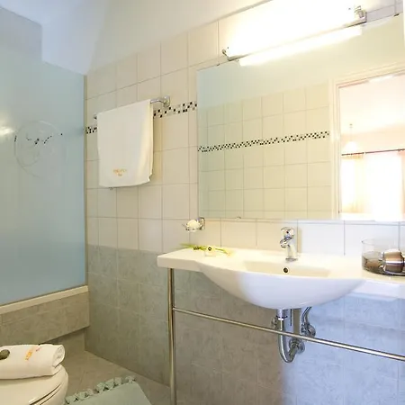 Adriatica Hotel apartamentowy 2*