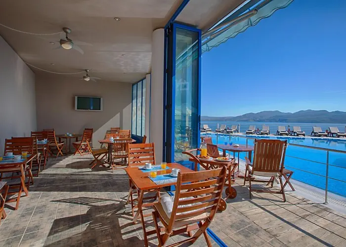 Adriatica Aparthotel Nikiana