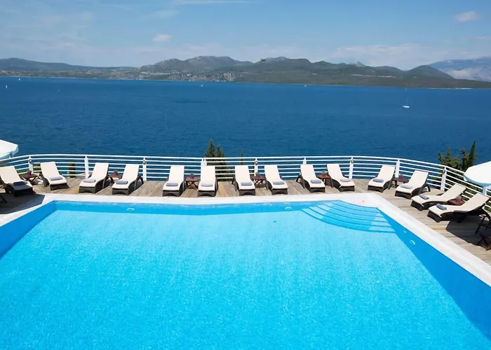 Adriatica Apartmanhotel Nikiána